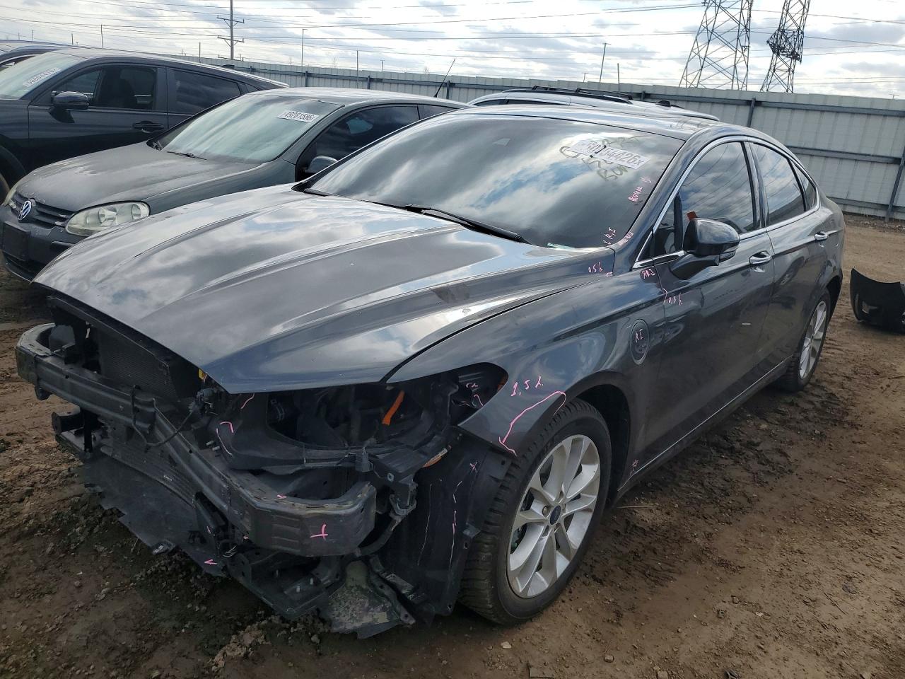 FORD FUSION 2019