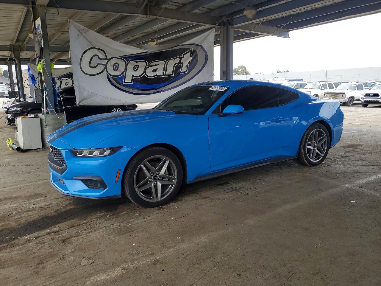 FORD MUSTANG 2025