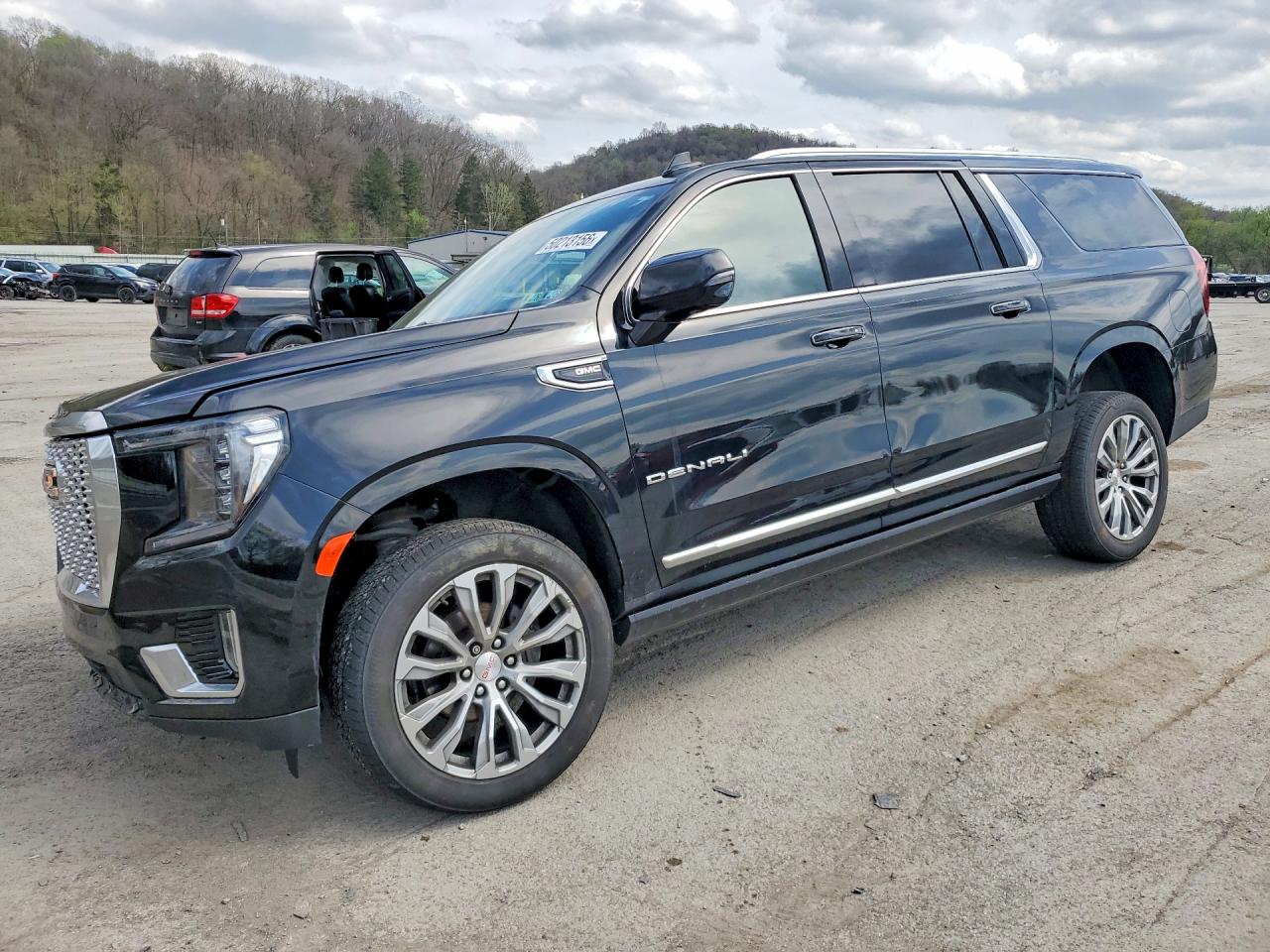 GMC YUKON XL 2021