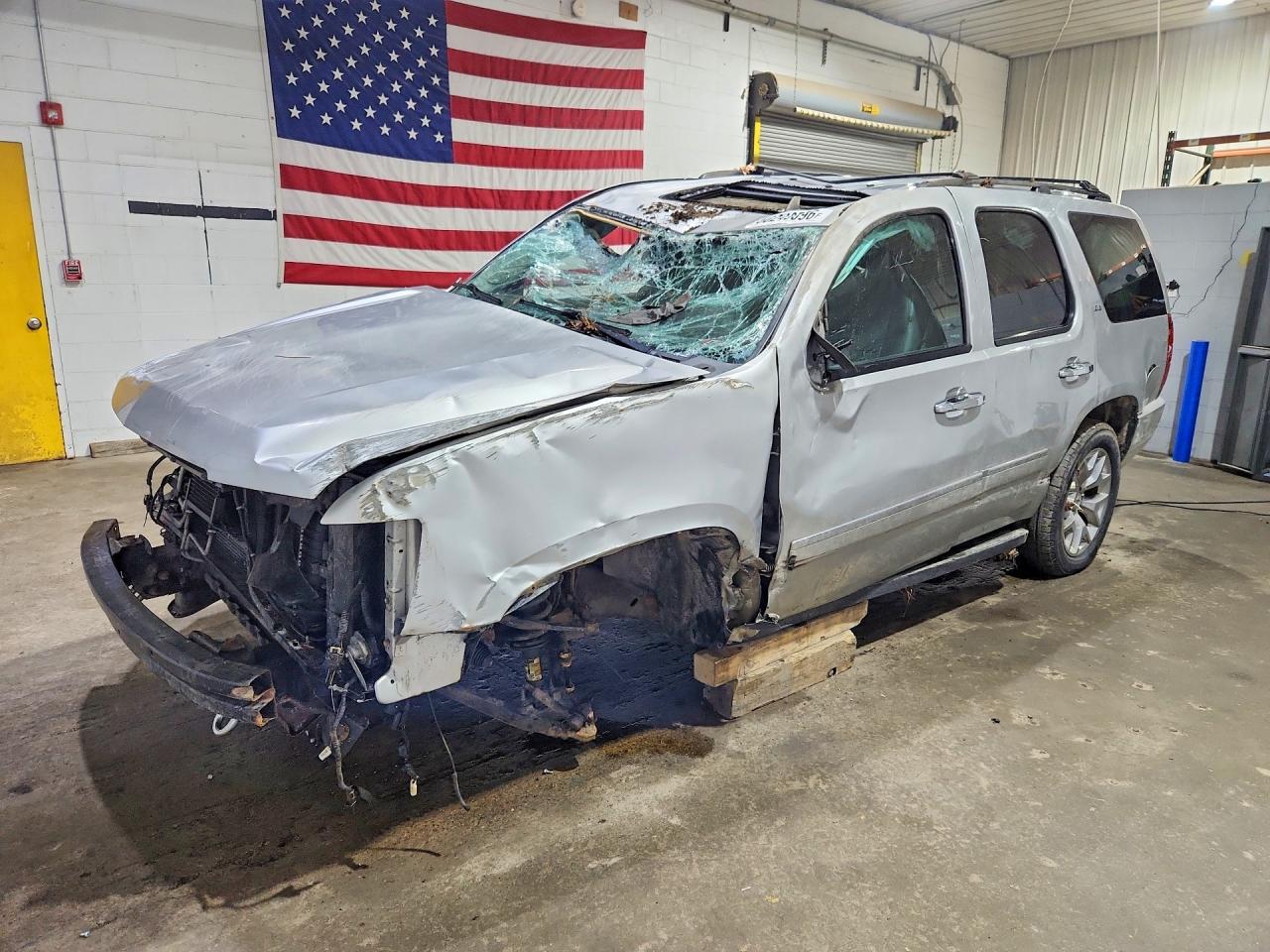 CHEVROLET TAHOE 2014