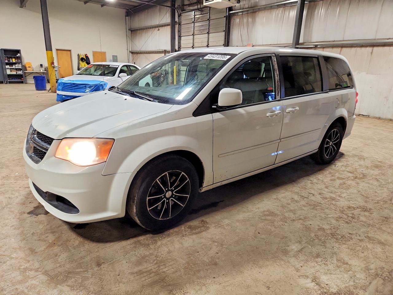DODGE GRAND CARAVAN 2016