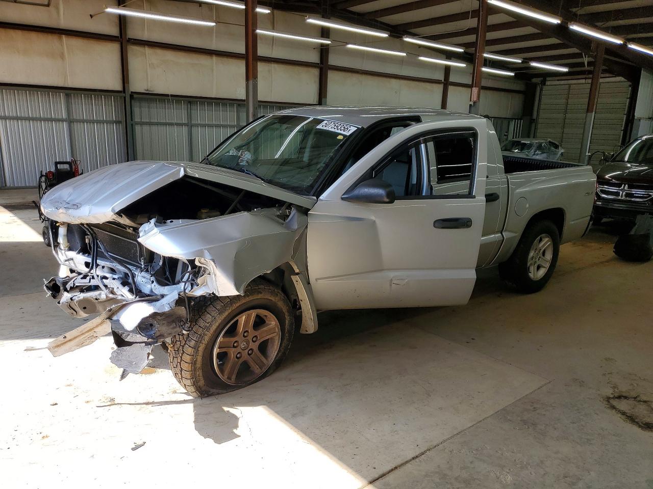 DODGE DAKOTA 2010