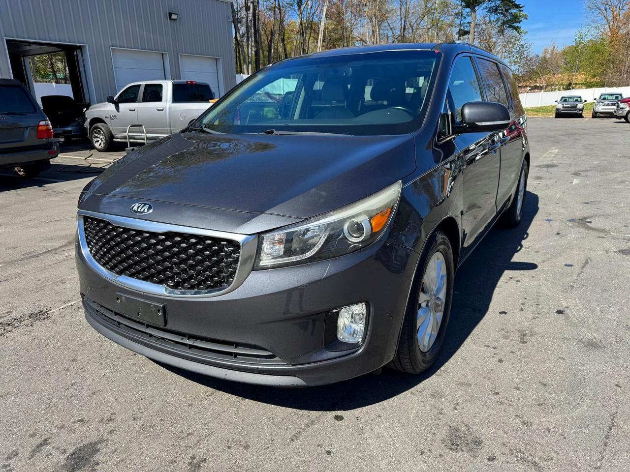 KIA SEDONA 2015