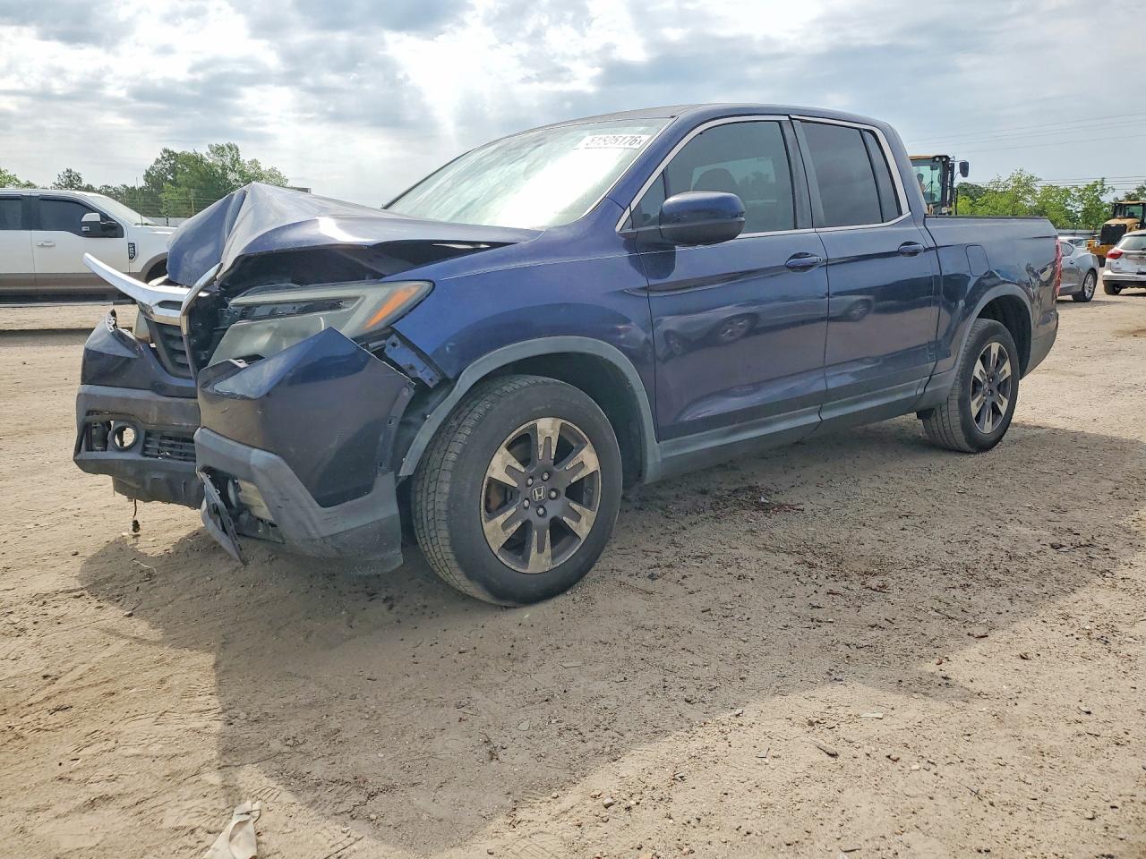 HONDA RIDGELINE 2017