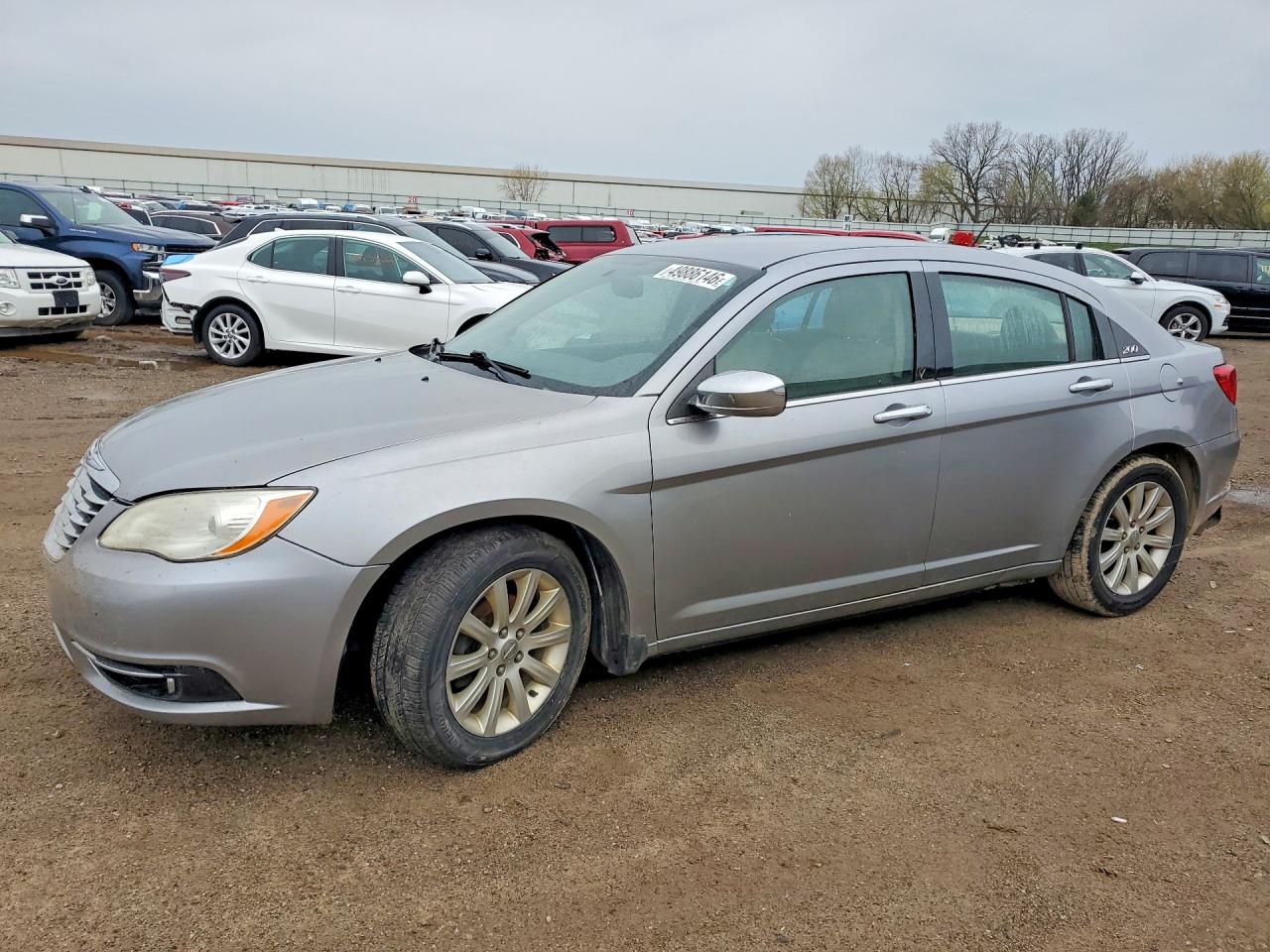 CHRYSLER 200 2013