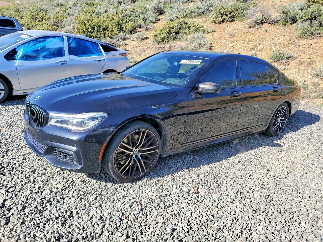 BMW 750 2017