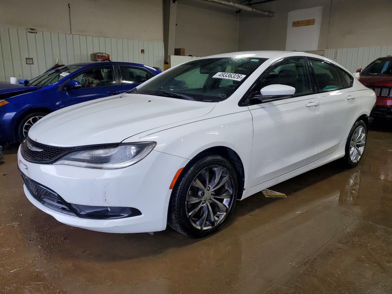 CHRYSLER 200 2015