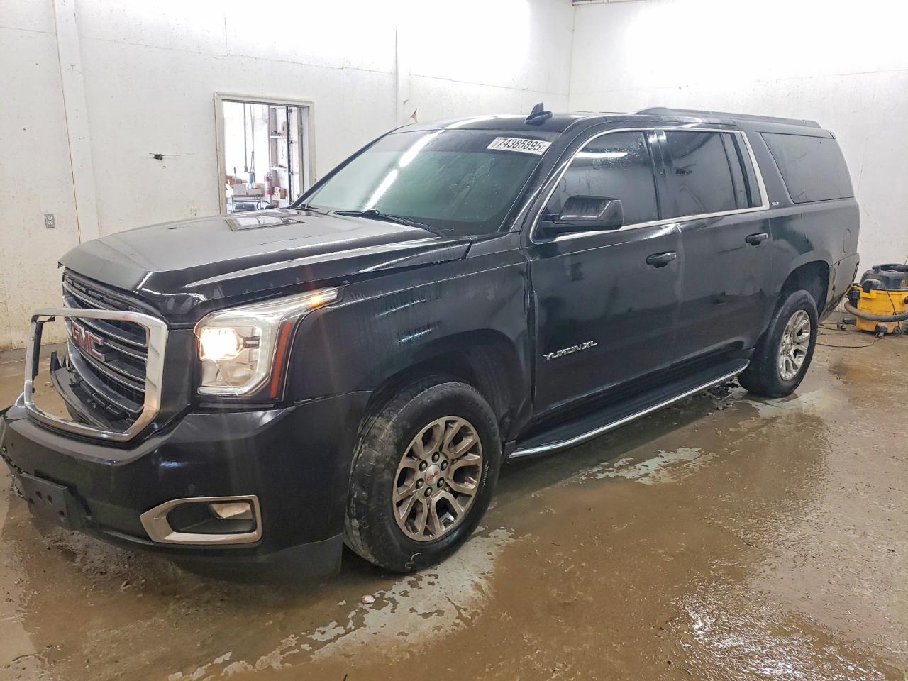 GMC YUKON XL 2017