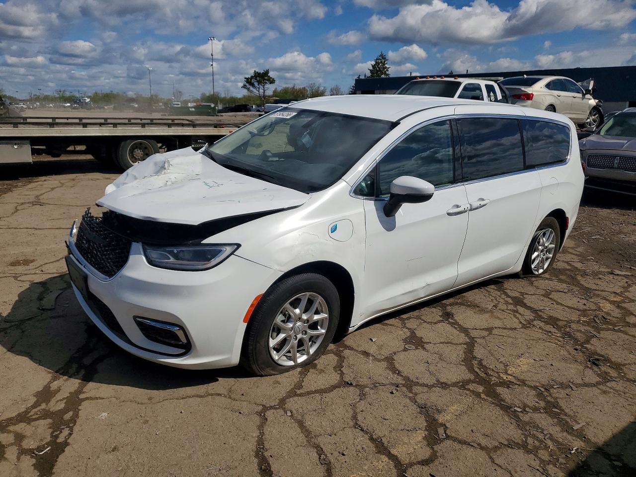 CHRYSLER PACIFICA 2023