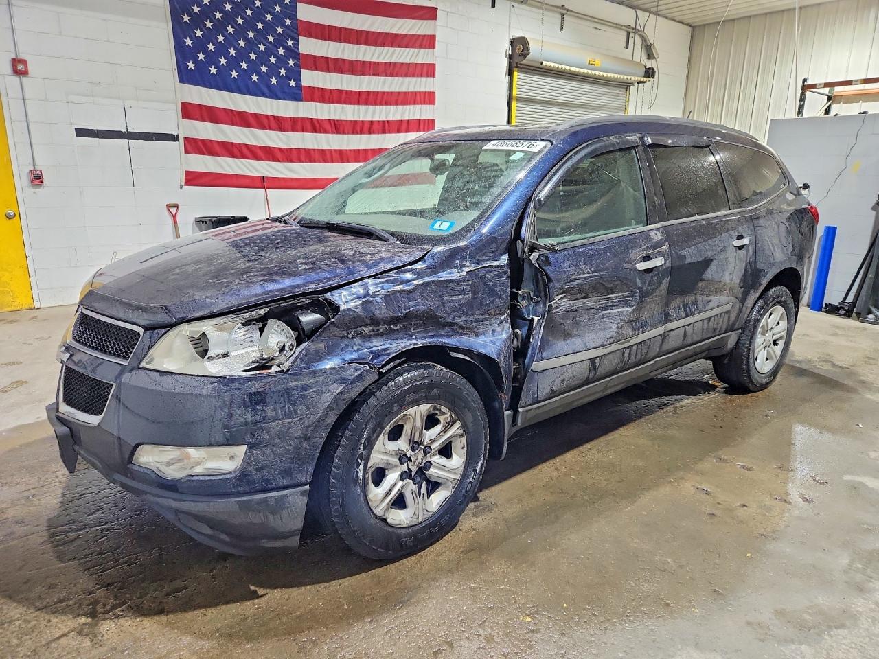 CHEVROLET TRAVERSE 2011