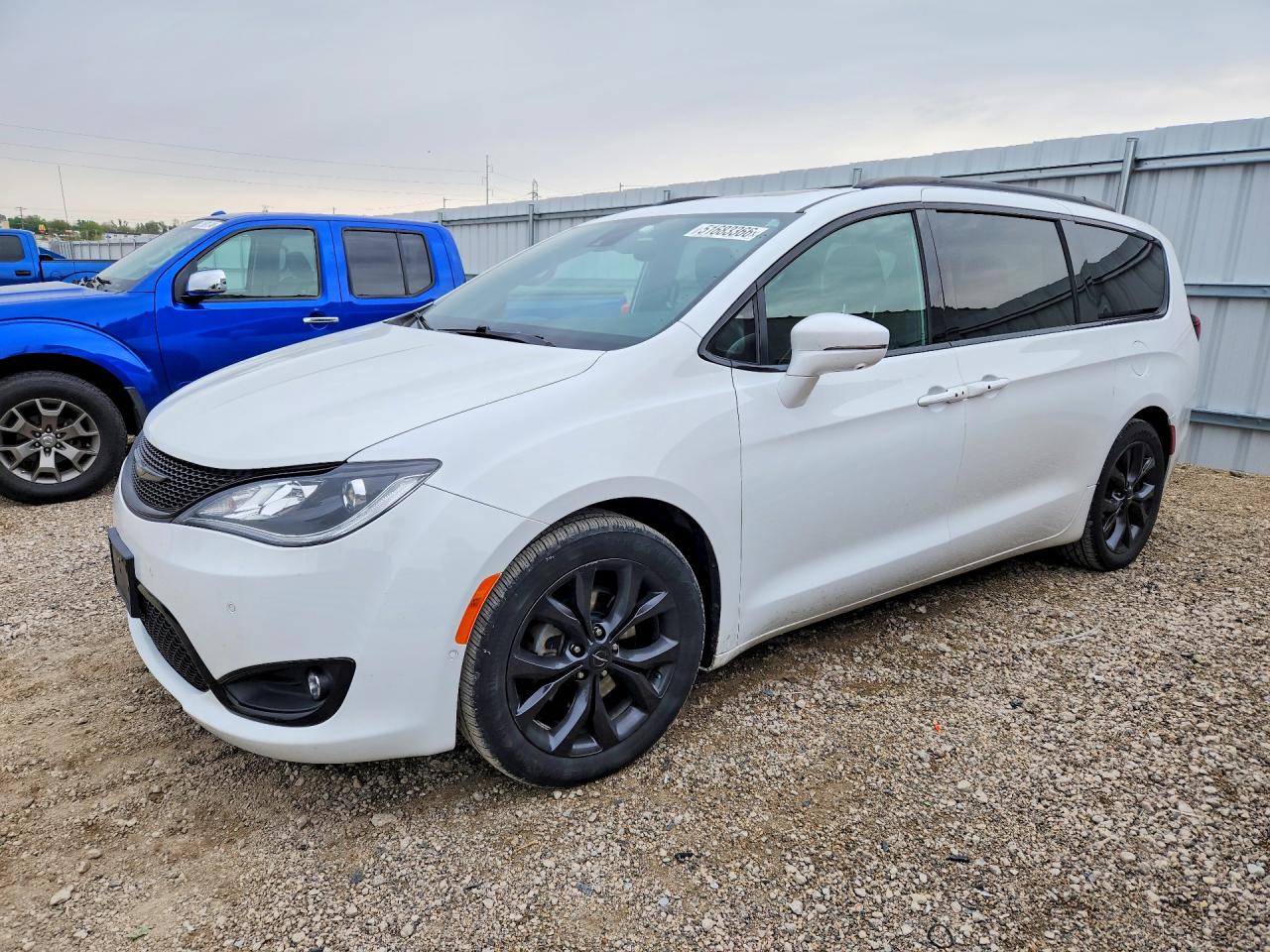 CHRYSLER PACIFICA 2018