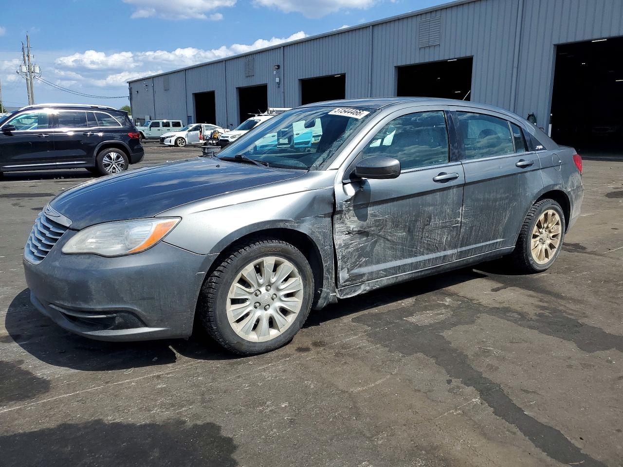 CHRYSLER 200 2012