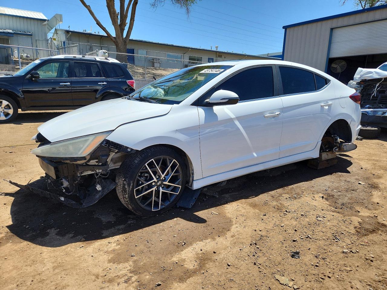 HYUNDAI ELANTRA 2019