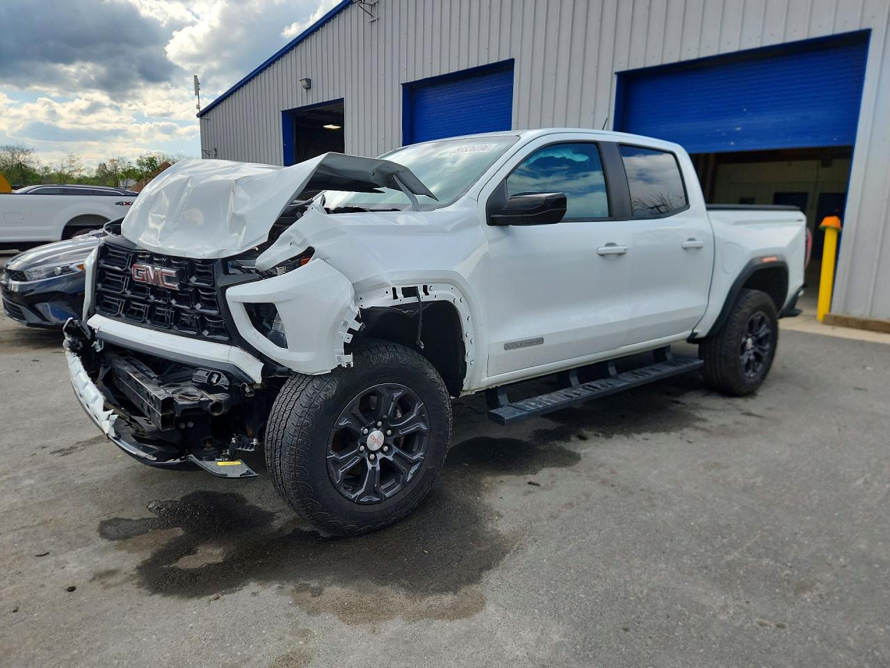 GMC CANYON 2023