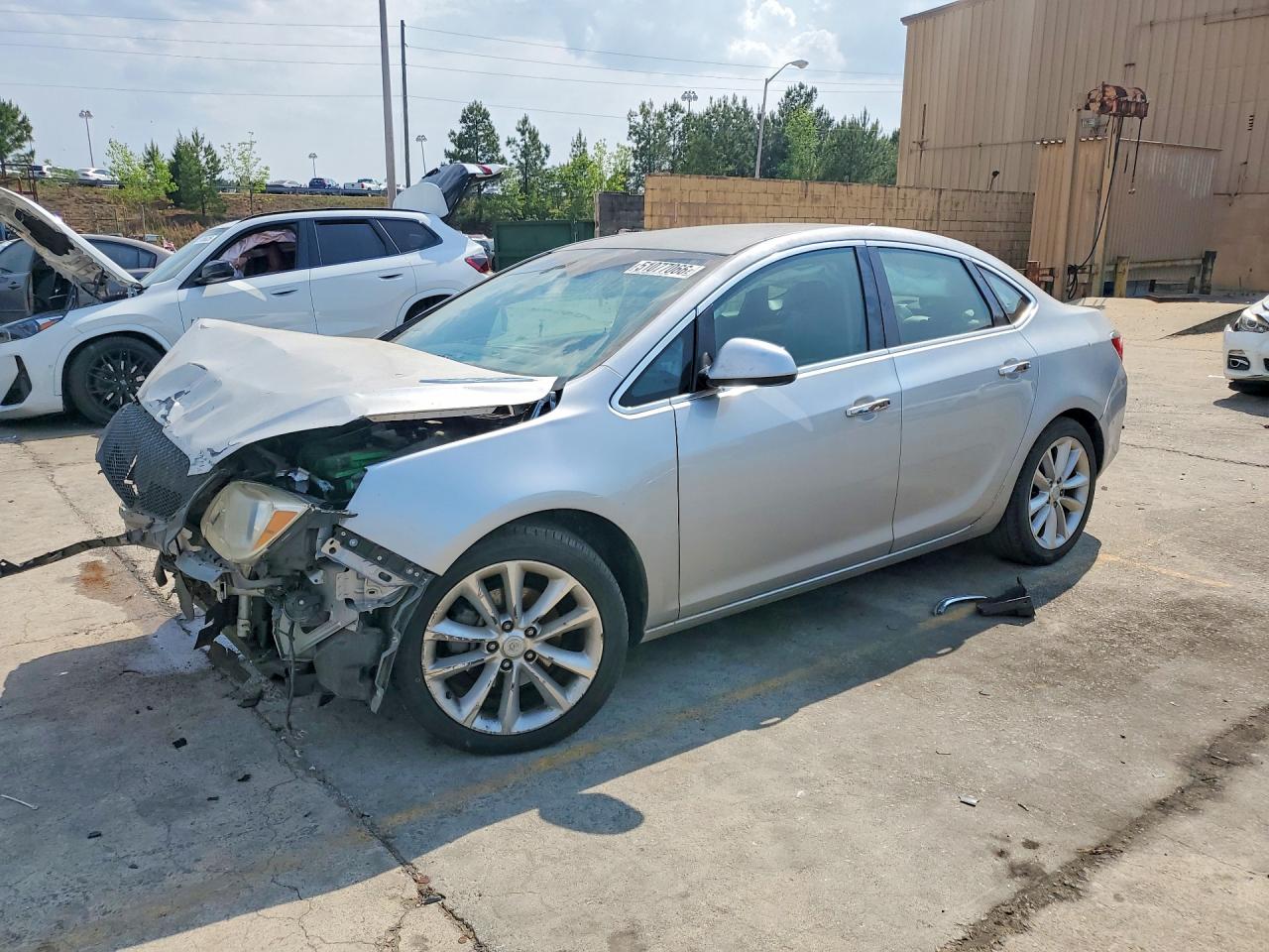 BUICK VERANO 2012