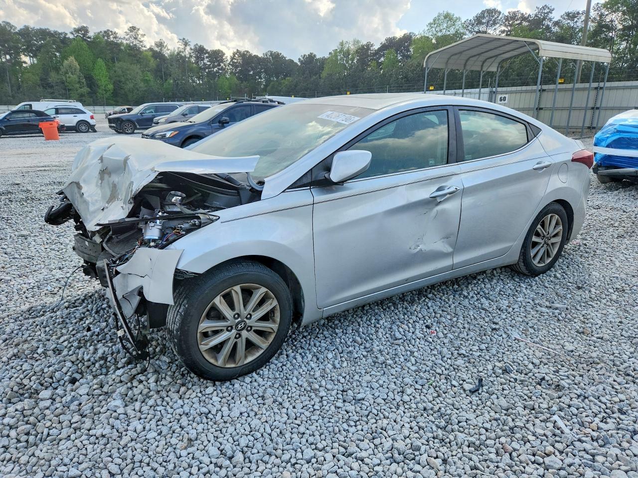 HYUNDAI ELANTRA 2015