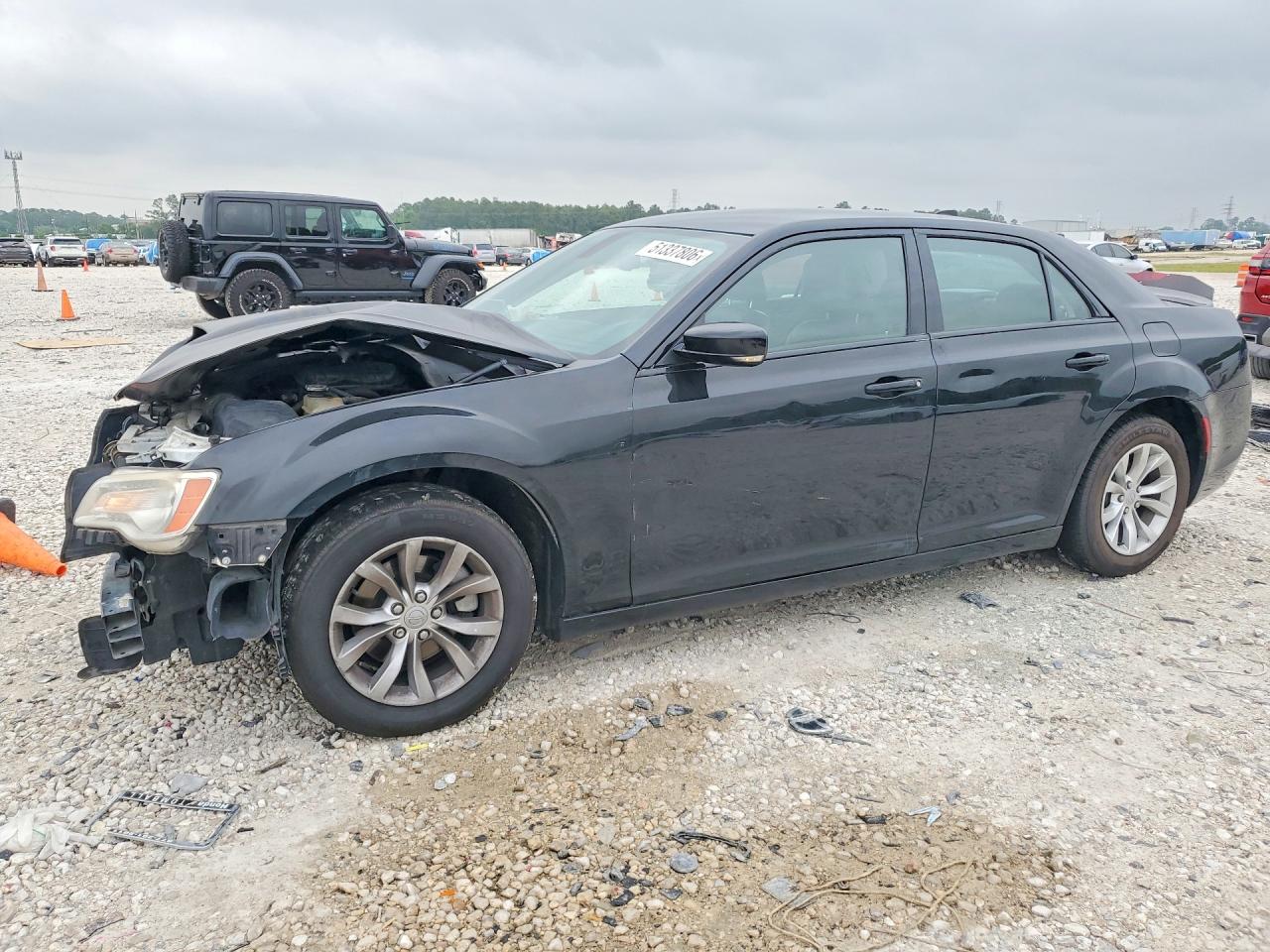 CHRYSLER 300 2015