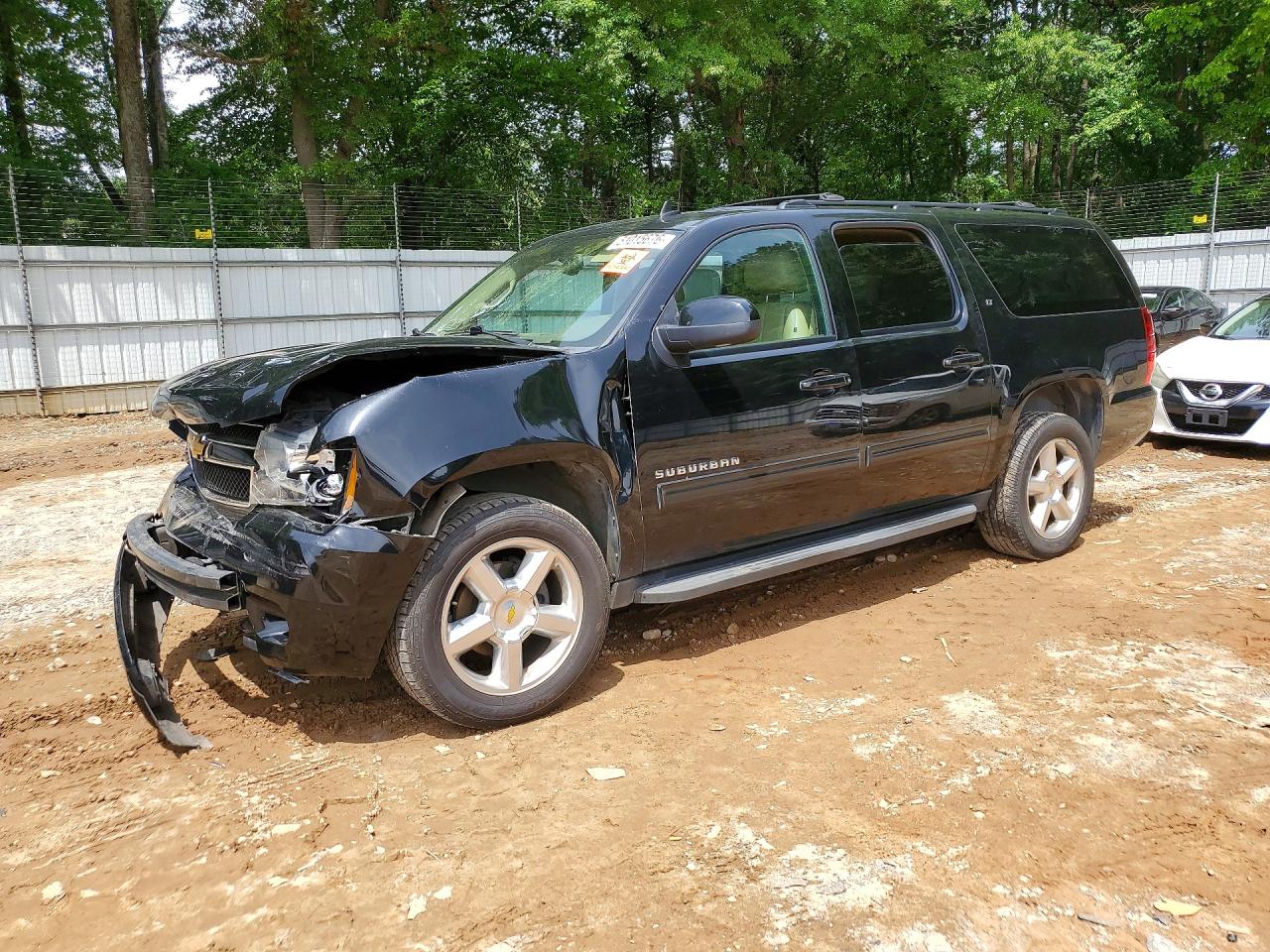 CHEVROLET SUBURBAN 2012
