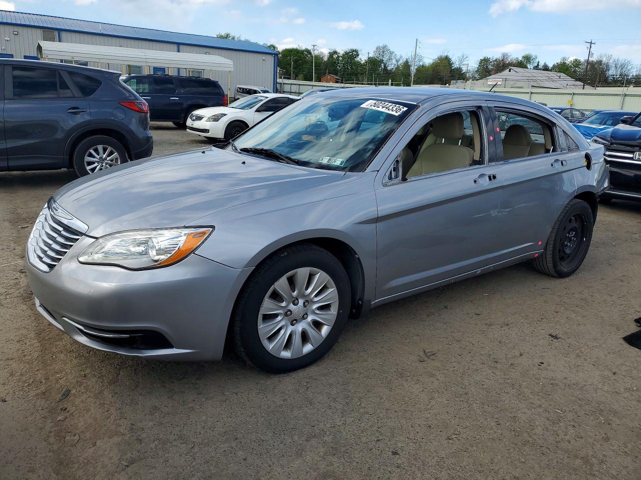CHRYSLER 200 2013