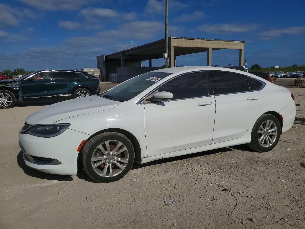 CHRYSLER 200 2015