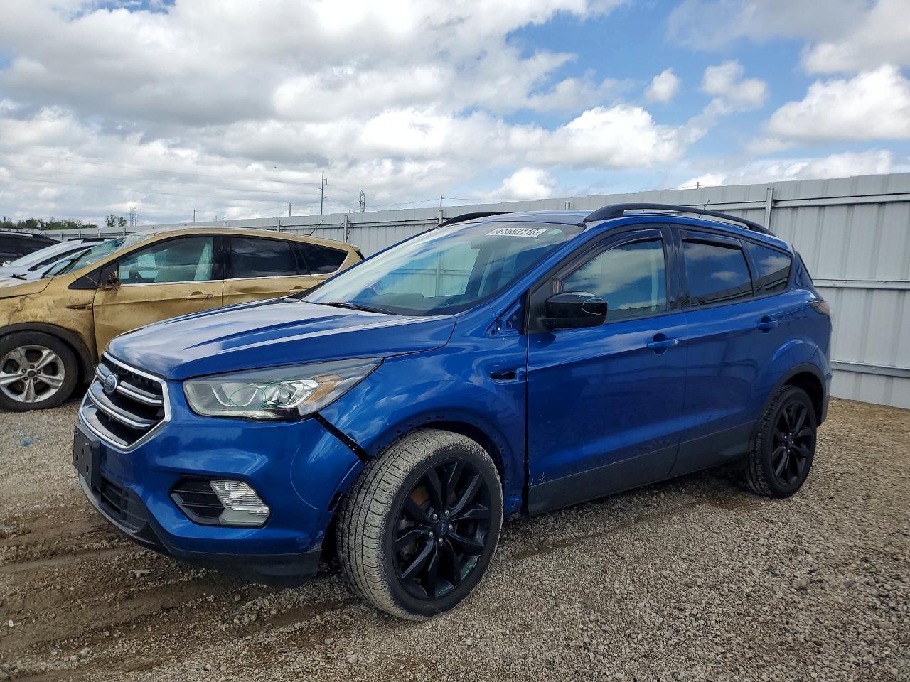 FORD ESCAPE 2017