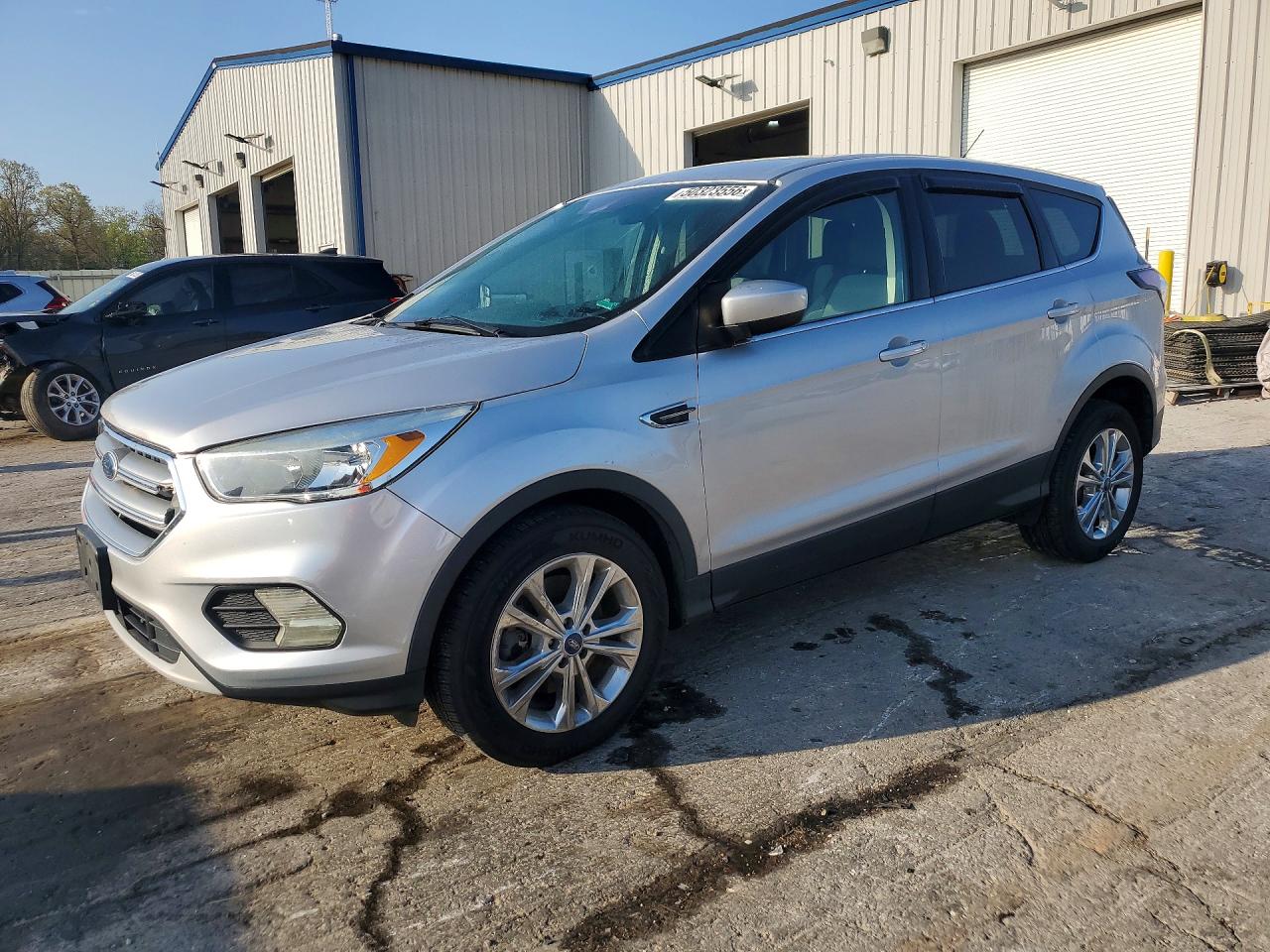 FORD ESCAPE 2017