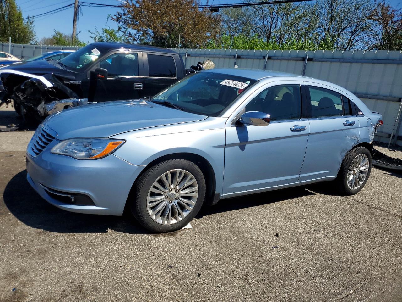 CHRYSLER 200 2012