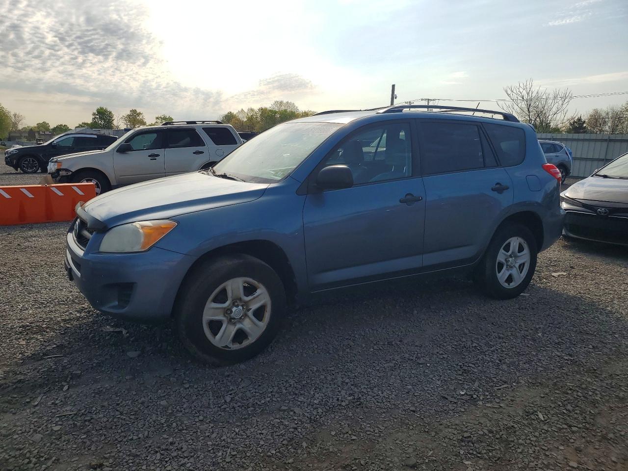 TOYOTA RAV4 2012