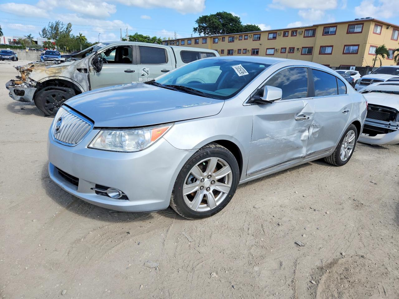 BUICK LACROSSE 2012