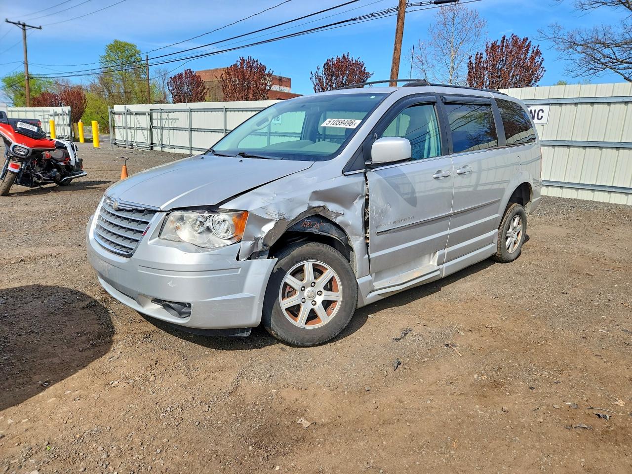 CHRYSLER TOWN & COUNTRY 2010