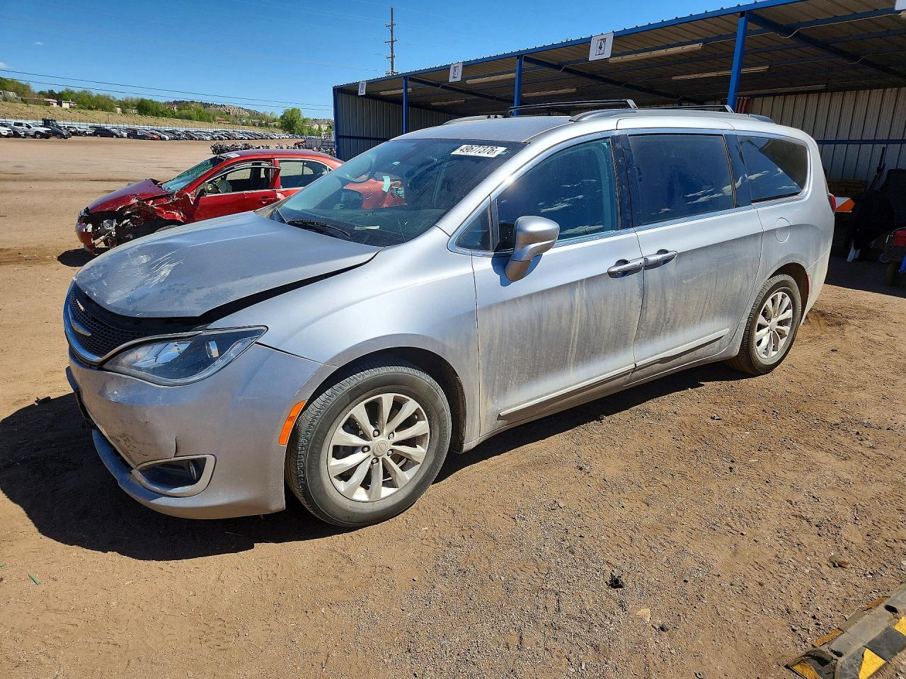 CHRYSLER PACIFICA 2017