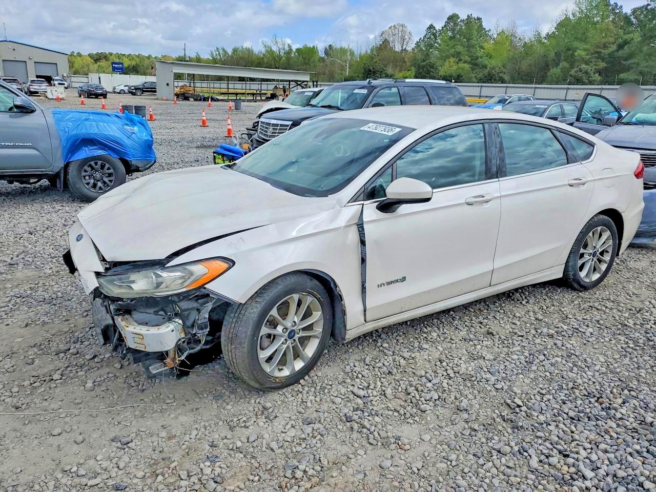 FORD FUSION 2019
