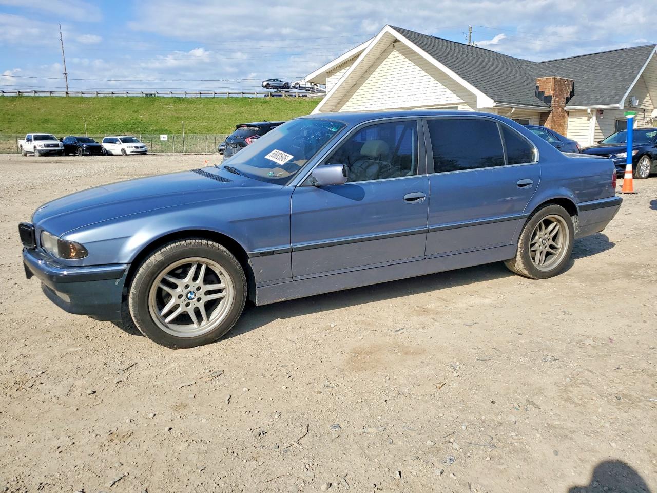 BMW 740 2001