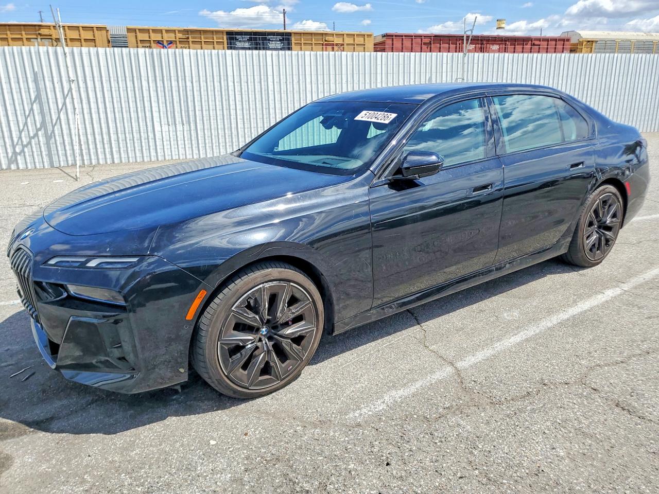 BMW 740 2025