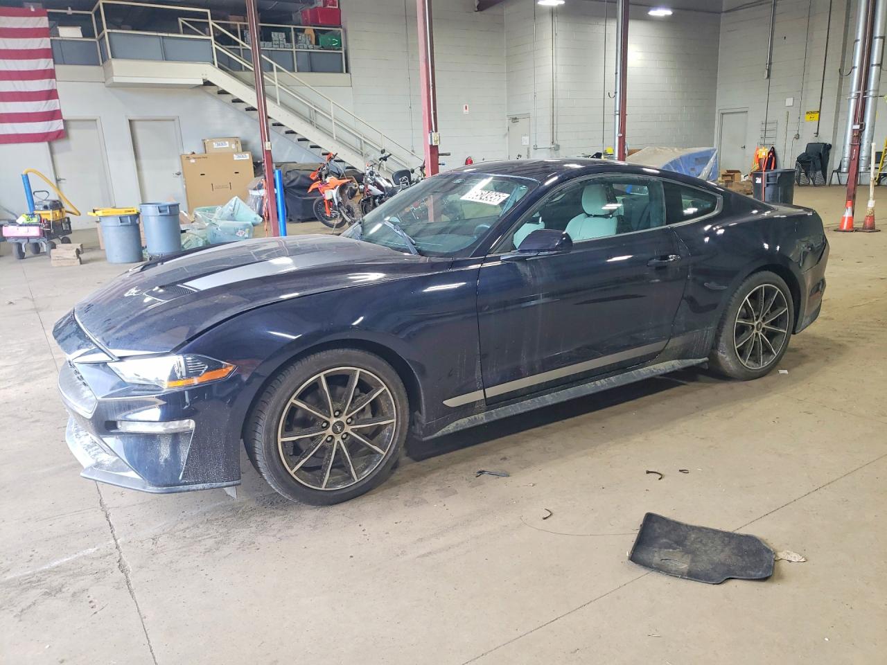 FORD MUSTANG 2021