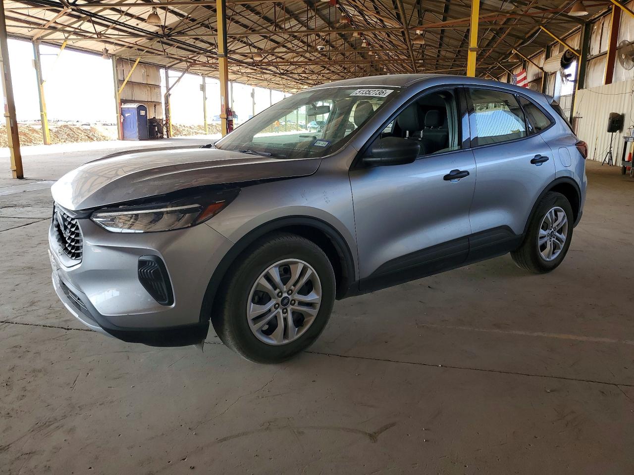 FORD ESCAPE 2023