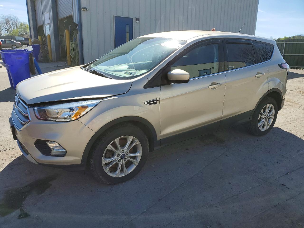 FORD ESCAPE 2017