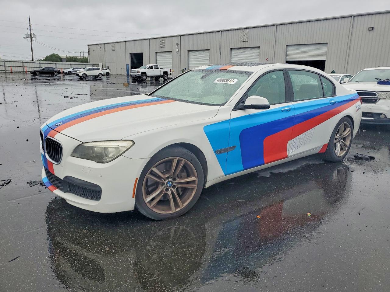 BMW 750 2013