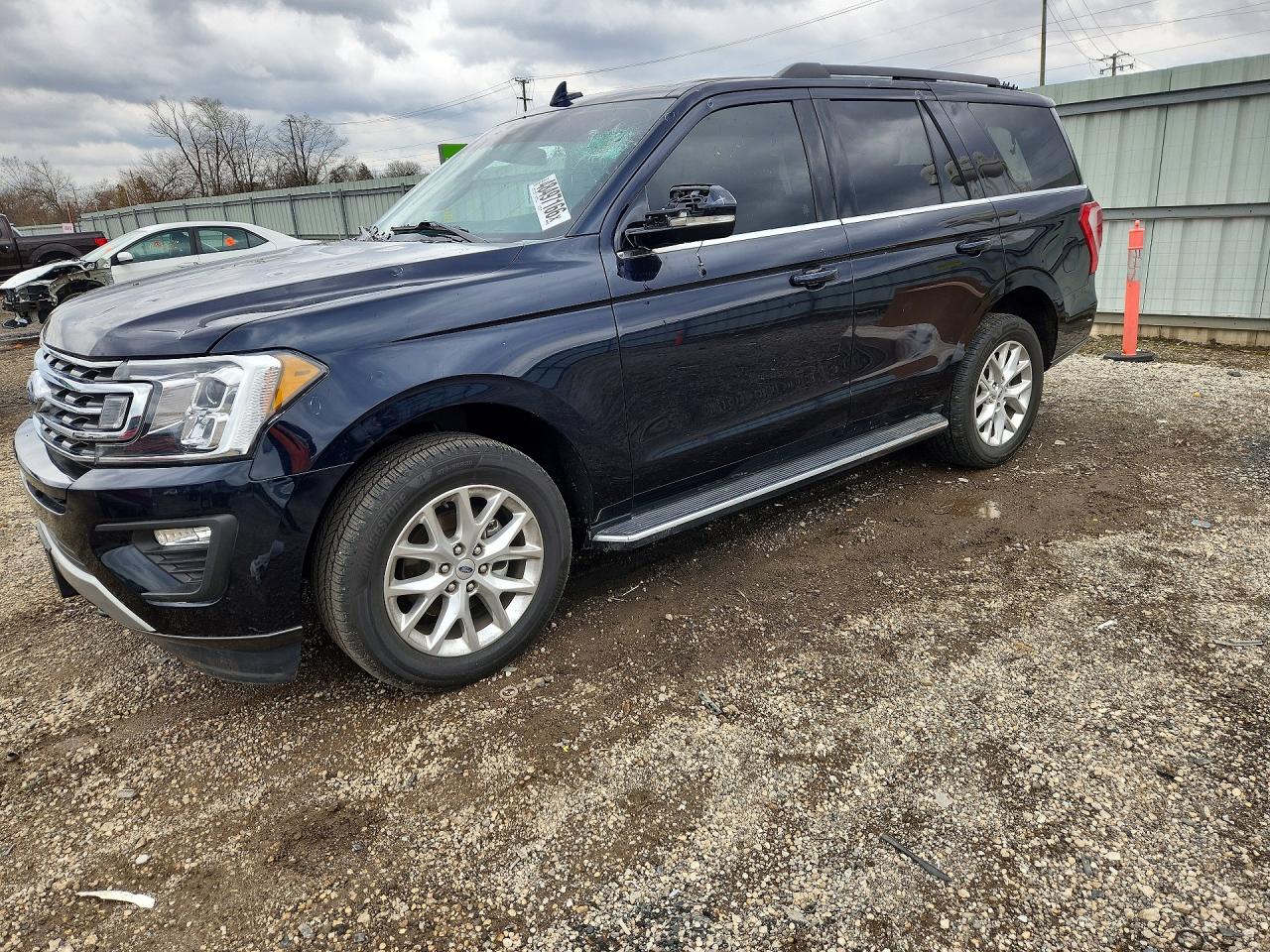 FORD EXPEDITION 2021