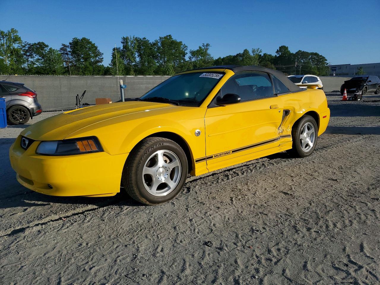 FORD MUSTANG 2004