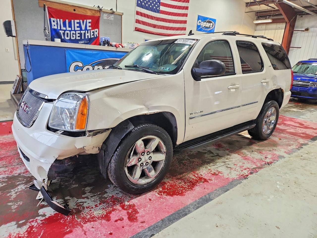 GMC YUKON 2013