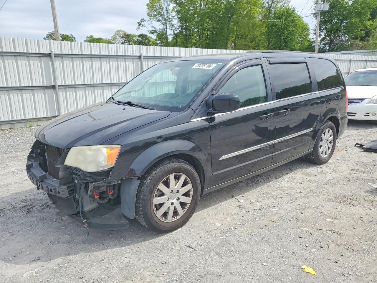 CHRYSLER TOWN & COUNTRY 2014