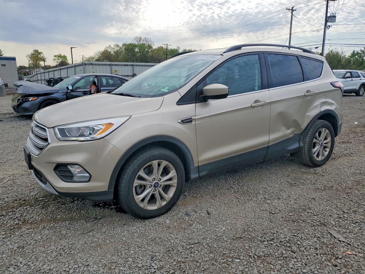 FORD ESCAPE 2018