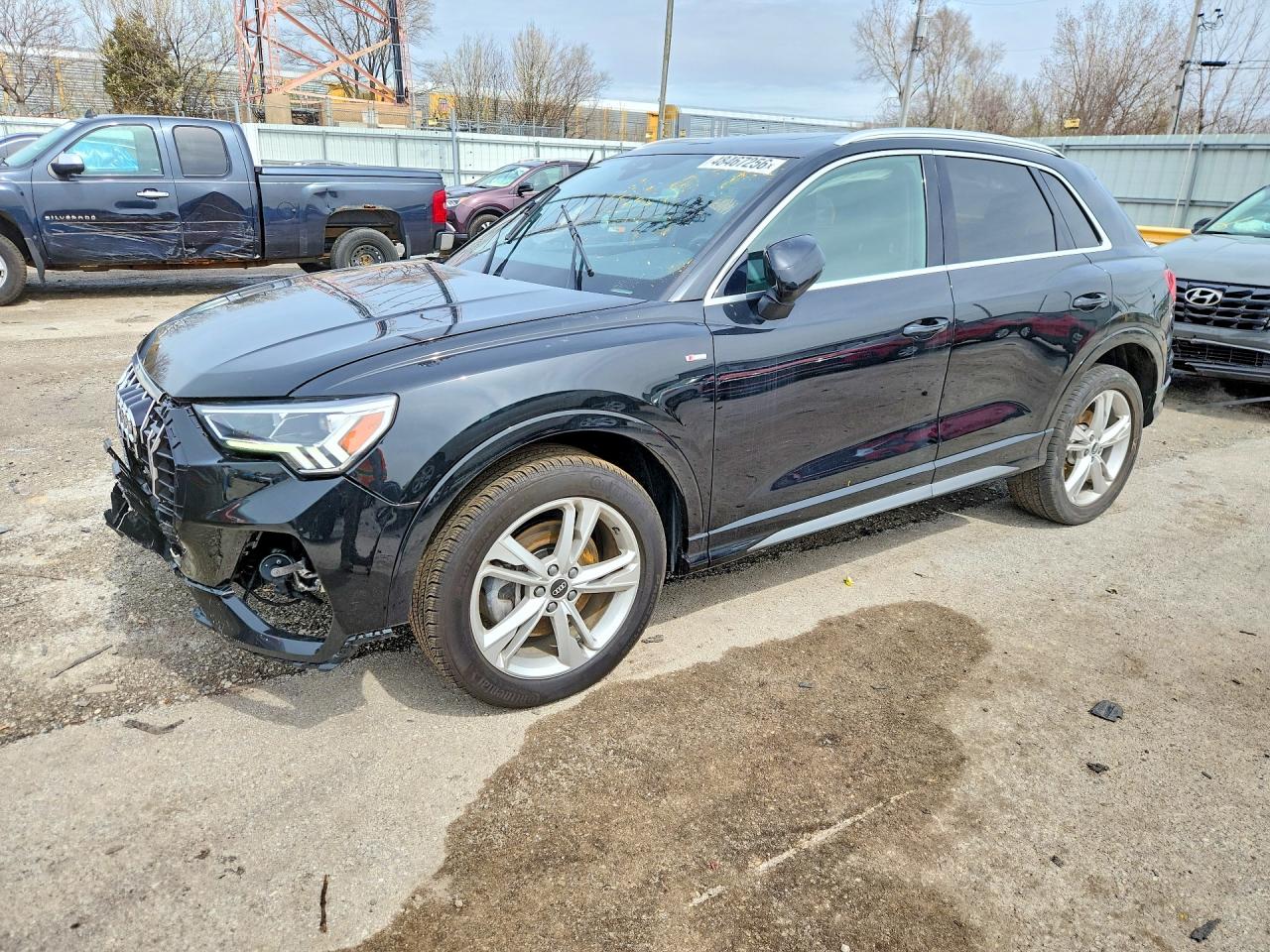 AUDI Q3 2021