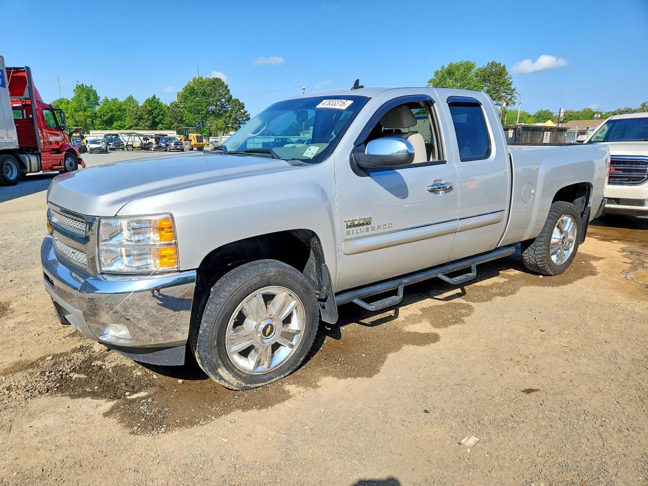 CHEVROLET SILVERADO 2013