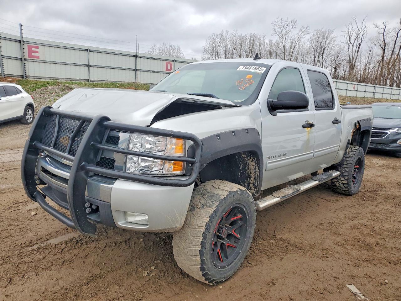 CHEVROLET SILVERADO 2011