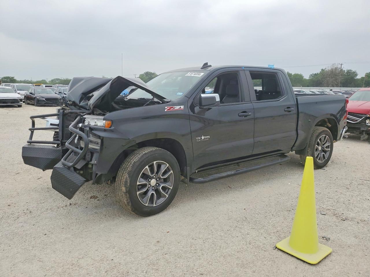 CHEVROLET SILVERADO 2021