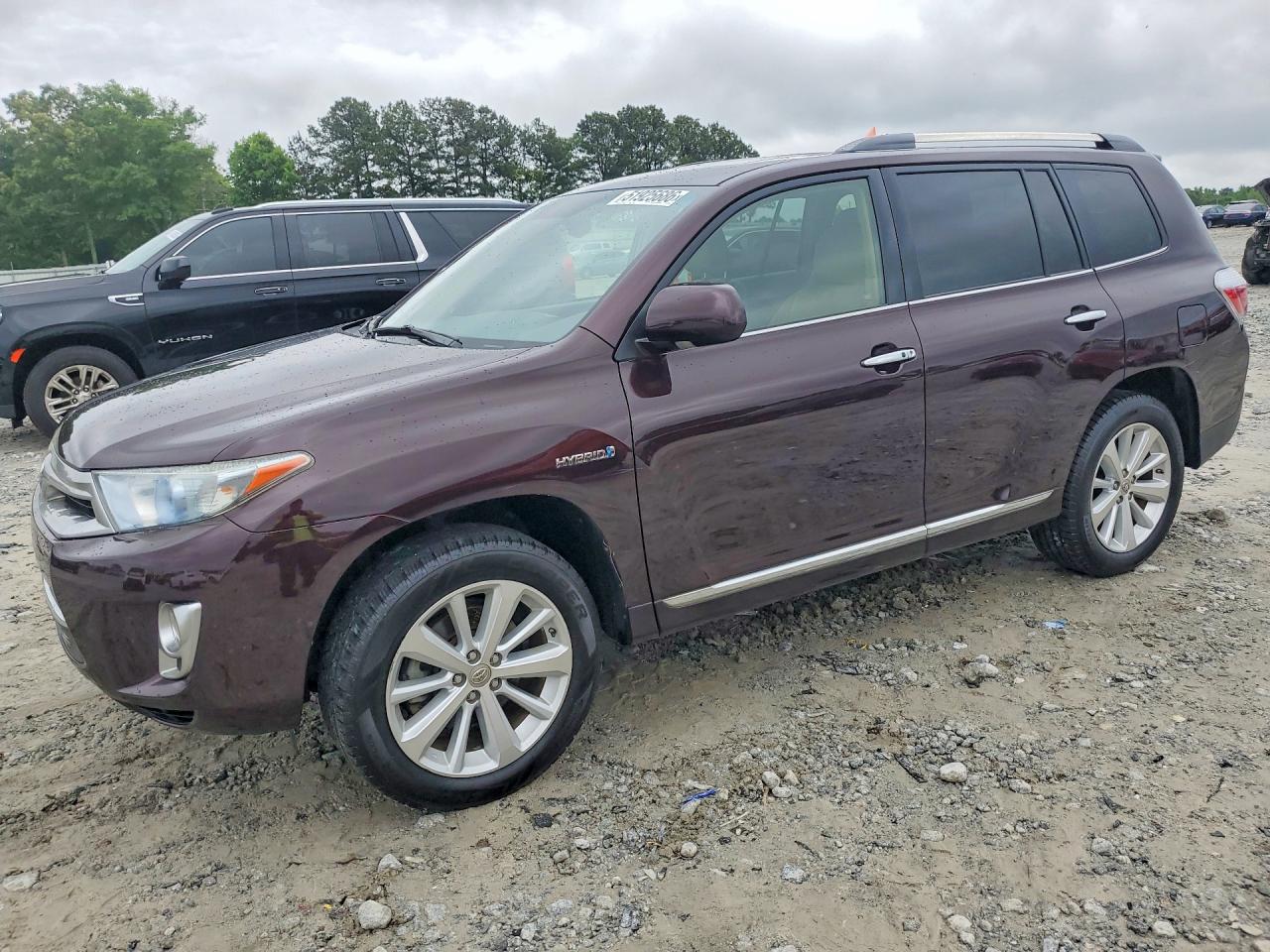 TOYOTA HIGHLANDER 2011