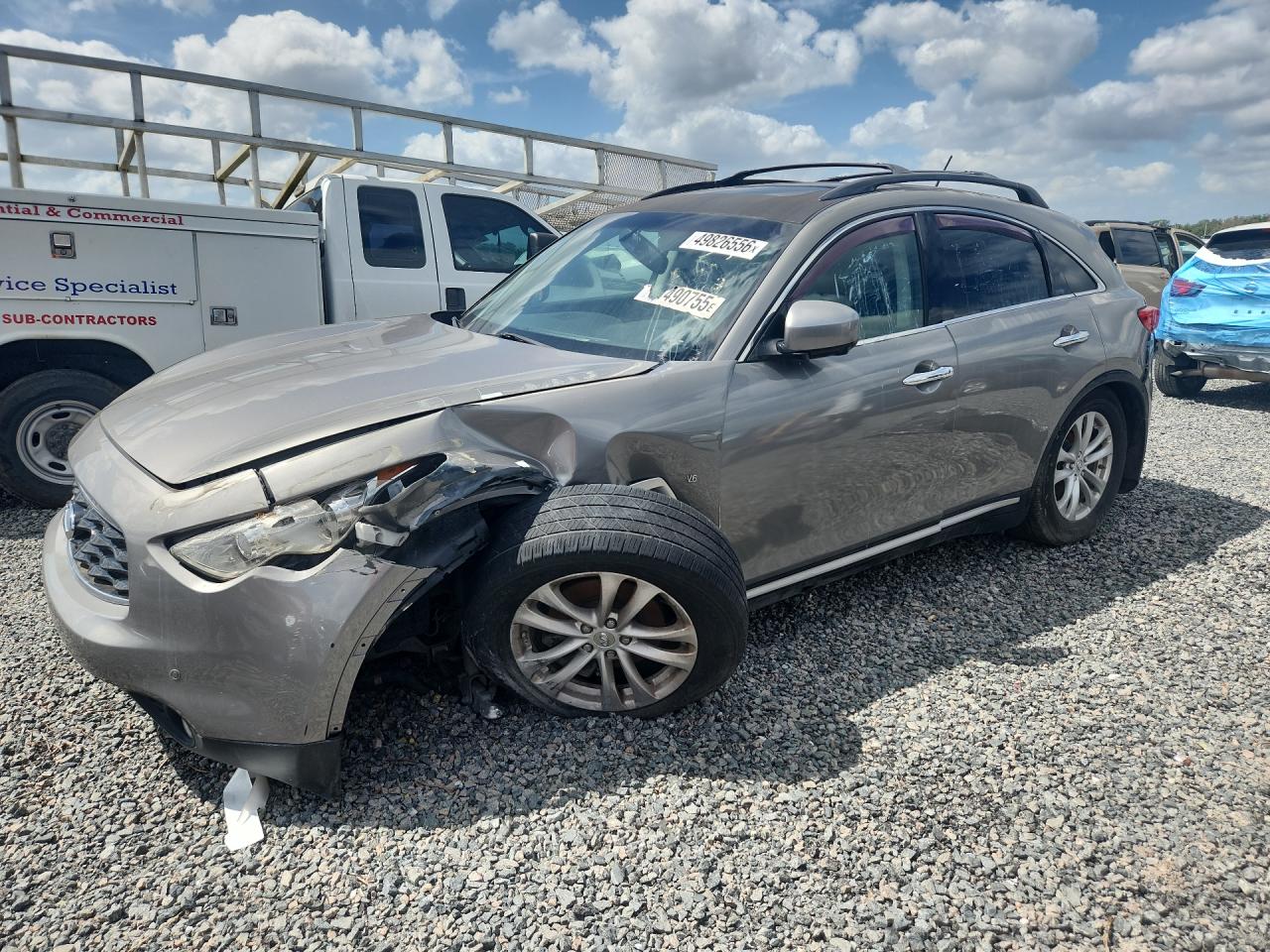 INFINITI FX35 2010