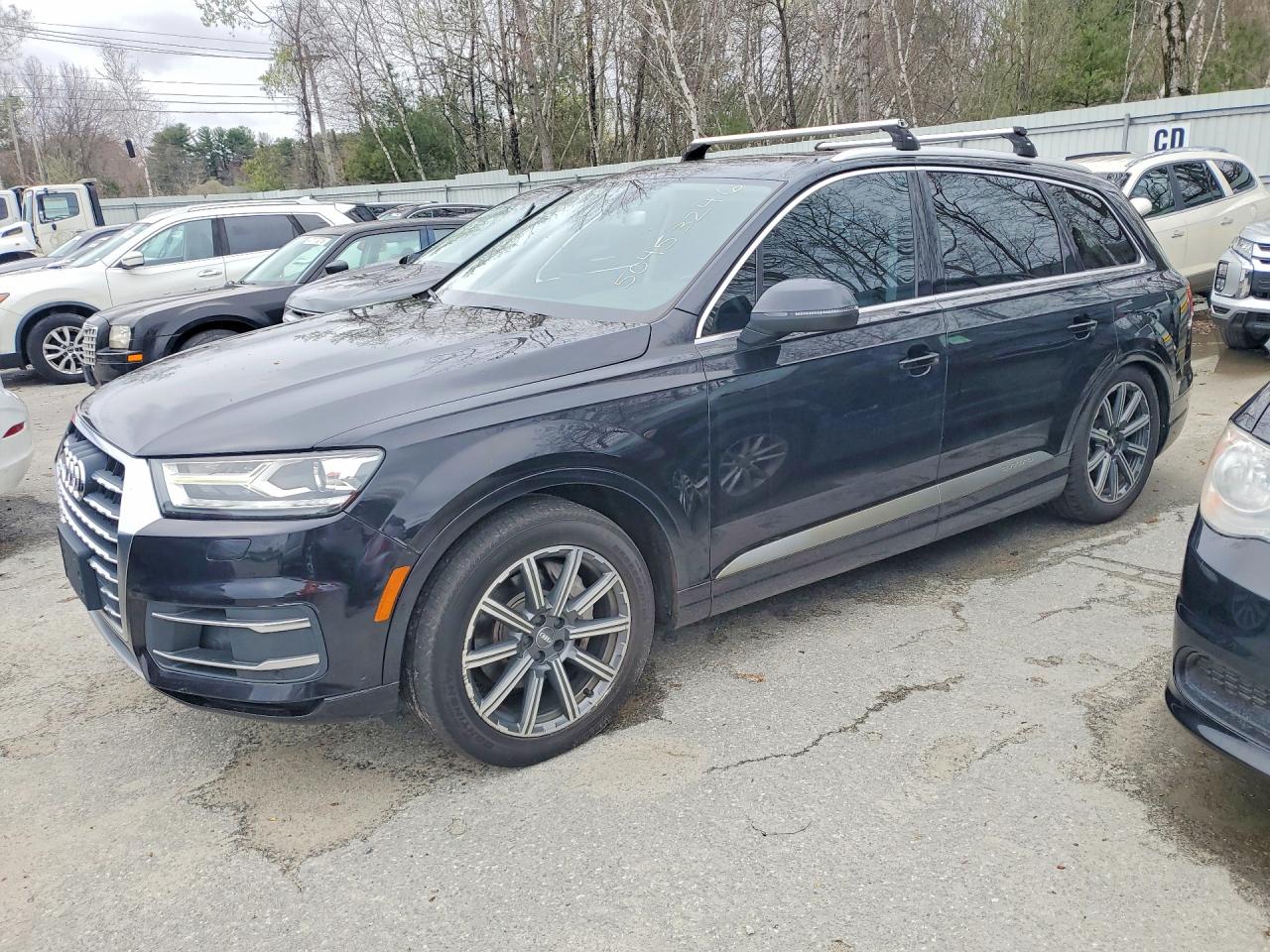 AUDI Q7 2017